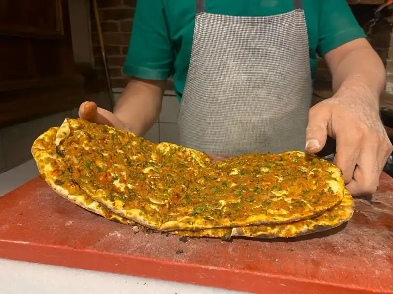 İstanbul'un Lahmacun Fiyatları: Semtler Arası Farklılıklar Neden Bu Kadar Büyüyor?