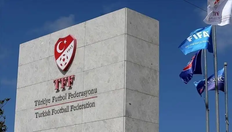 Türkiye Profesyonel Futbol Liglerinde Takım Sayısı Azalıyor: TFF'den Şok Karar