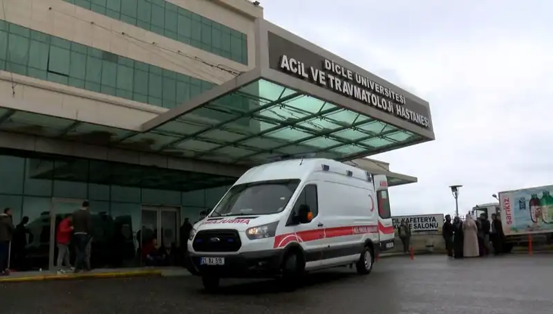 Silahlı Saldırıda Kuzen ve Oğlu Cadde Ortasında Vuruldu!