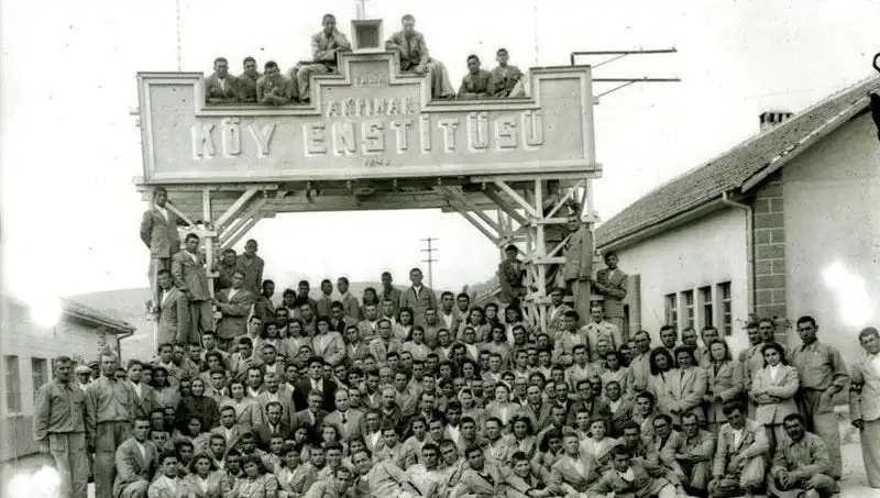 17 Nisan’da Ne Oluyor? Köy Enstitüleri’nin Kuruluş Yıl Dönümü