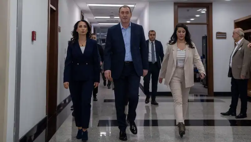 DEM Parti Heyeti, Siyasi Parti Turuna Hız Kesmeden Devam Ediyor