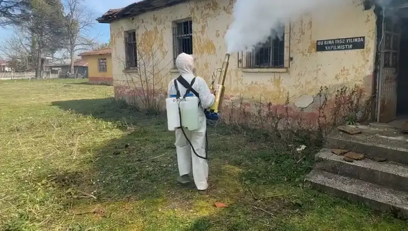 Çiftçiler Kahverengi Kokarca Seferberliğinde El Ele Veriyor