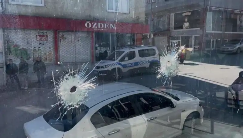 Bursa'da Kıraathaneye Açılan Ateş, Olayın Ardındaki Sır Perdesini Araladı
