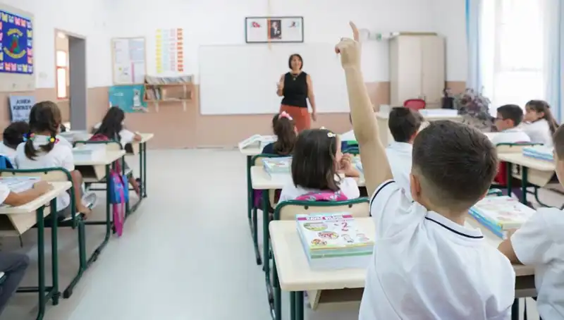 Öğretmenlerin Ek Ders Ödemeleri Bayram Öncesi Yatacak mı?