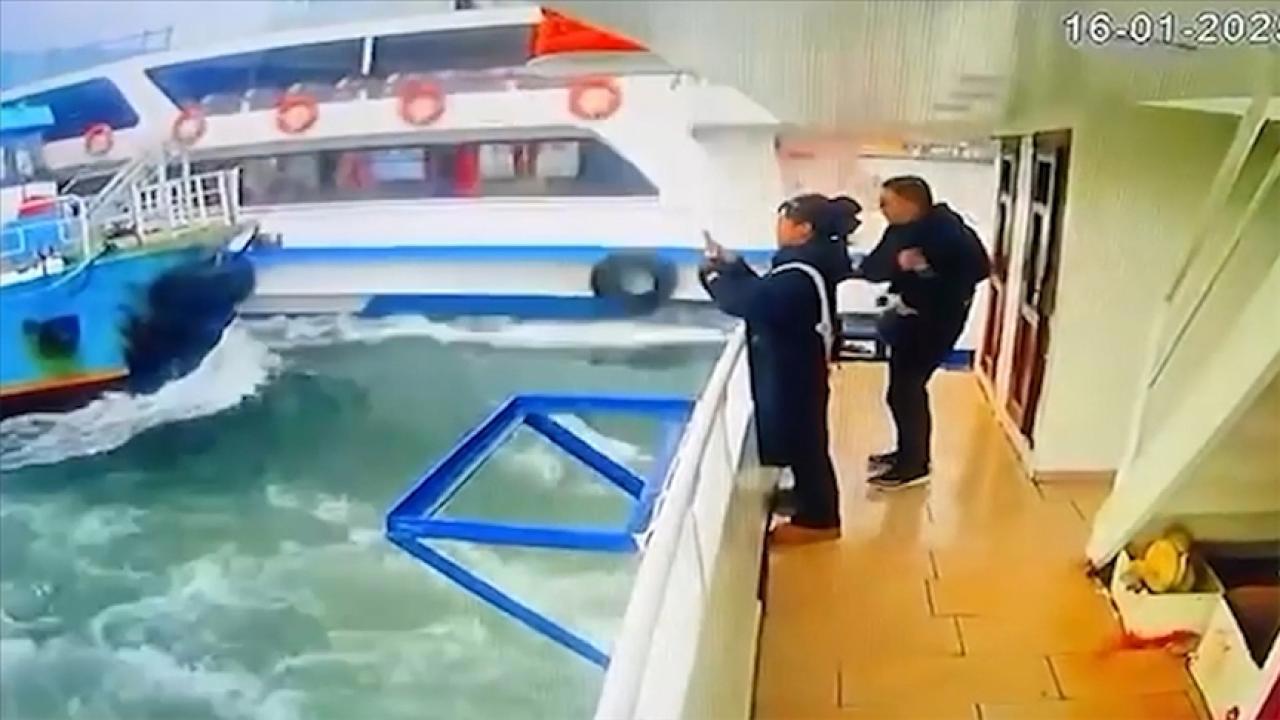 Haliç'te Tekneler Çarpıştı: Olay Yaralılarla Sonuçlandı