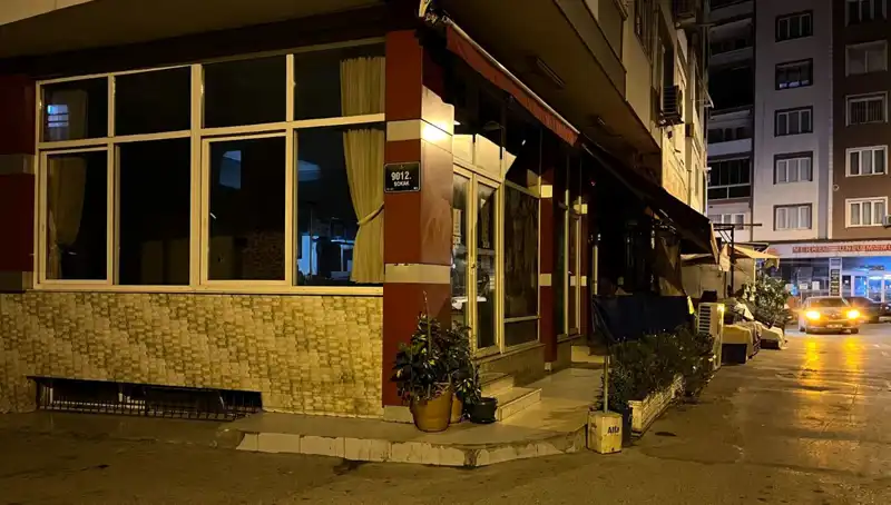 İzmir'de Kahvehaneye Silahlı Saldırı! Kaybedilen Hayatın Arkasındaki Gizem