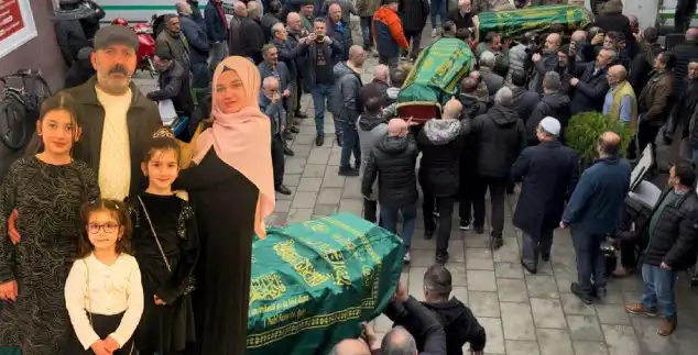 Rize’de İki Kız Kardeşe Strasbourg’da Hayatını Kaybeden Veda Töreni