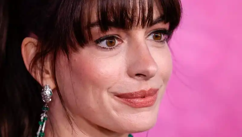 Hollywood'un Korkutucu Estetik Trendi: Ölüm Derisi ile Güzellik Arayışı