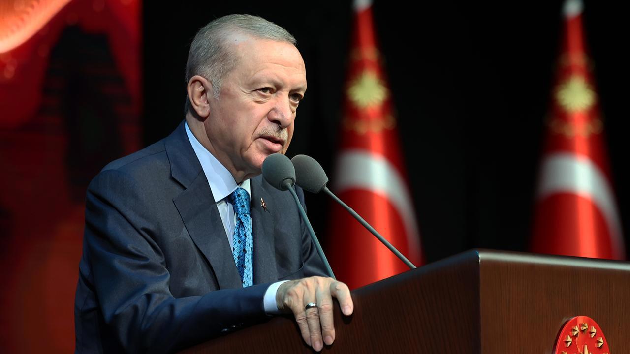 Cumhurbaşkanı Erdoğan Mehmet Akif Ersoy'u anarak anma törenine katıldı