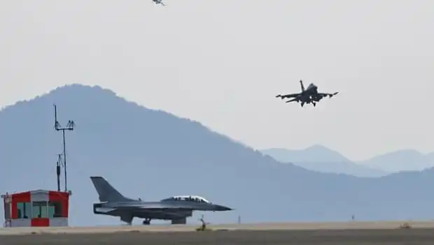 Güney Kore'de Askeri Tatbikat Skandalı: Savaş Uçağı Yanlışlıkla Köyü Bombaladı
