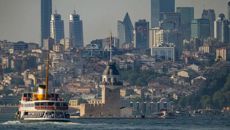 İstanbul'da Hafta Sonu Yaz Havası Geliyor, Sıcaklıklara Hazır Olun!