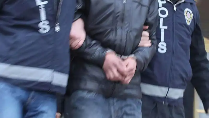 Konya'da Büyük Dolandırıcılık Operasyonu: 13 Kişi Gözaltında