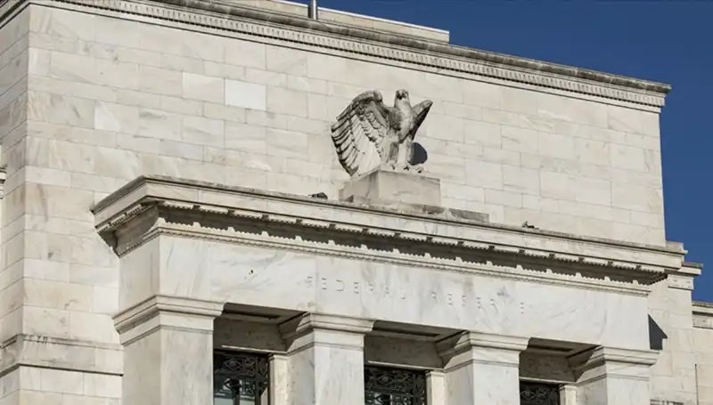 2025 Fed Faiz Kararının Gizemi: Ekonomistlerin Beklentileri ve Açıklama Zamanı