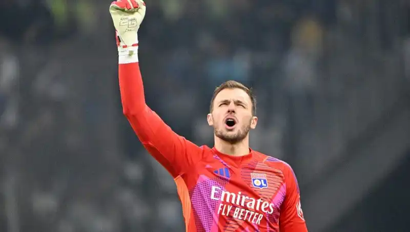1 Mart 2025 Spor Gündemi: Süper Lig'de Transfer Hareketliliği
