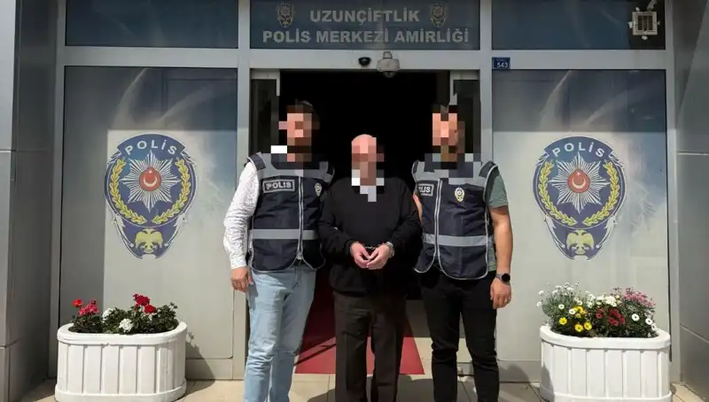 10 Farklı Dosyadan Aranan Zanlı, Polis Operasyonu ile Yakalandı